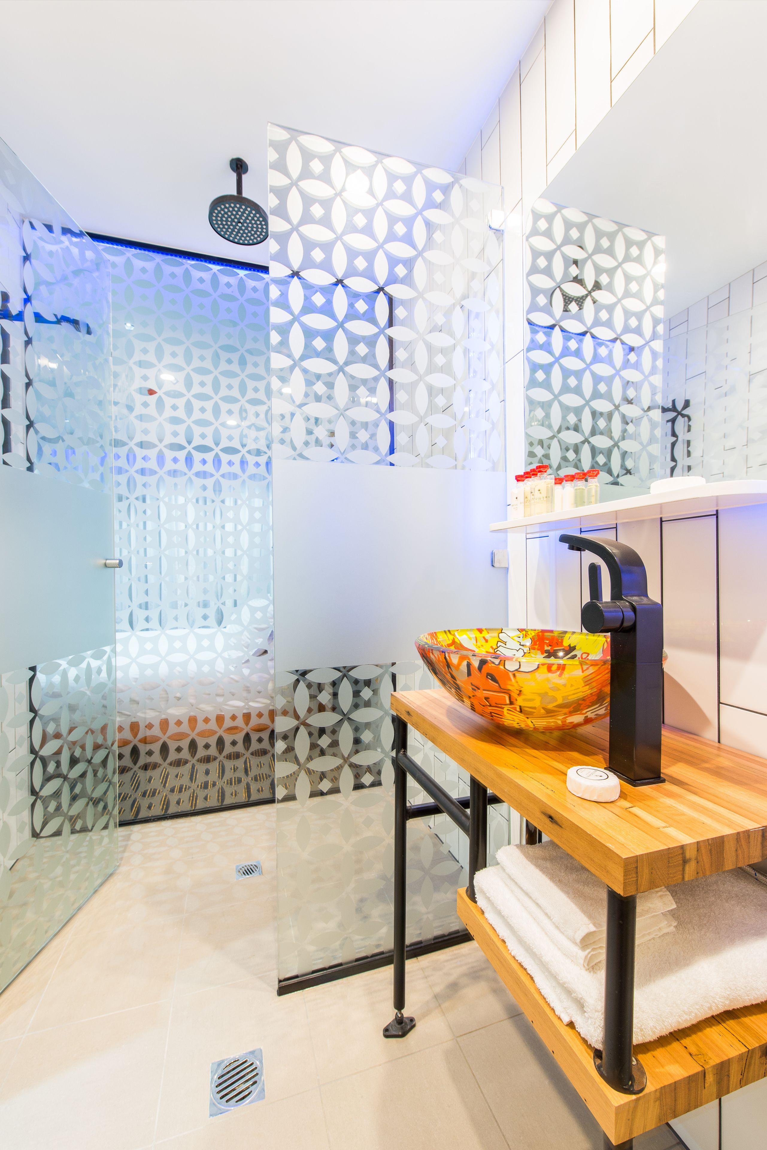 1 bedroom, premium bedding, minibar, in-room safe