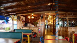 Food court - Hotel Olas (Bocas del Toro)