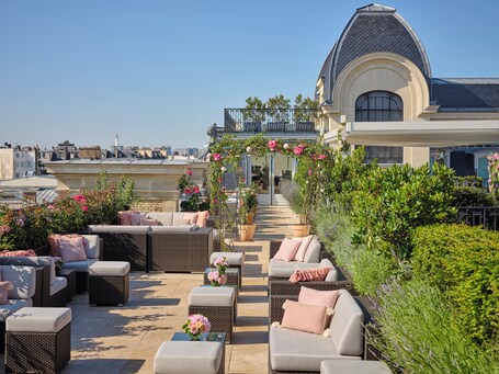 The Peninsula Paris - Image 2