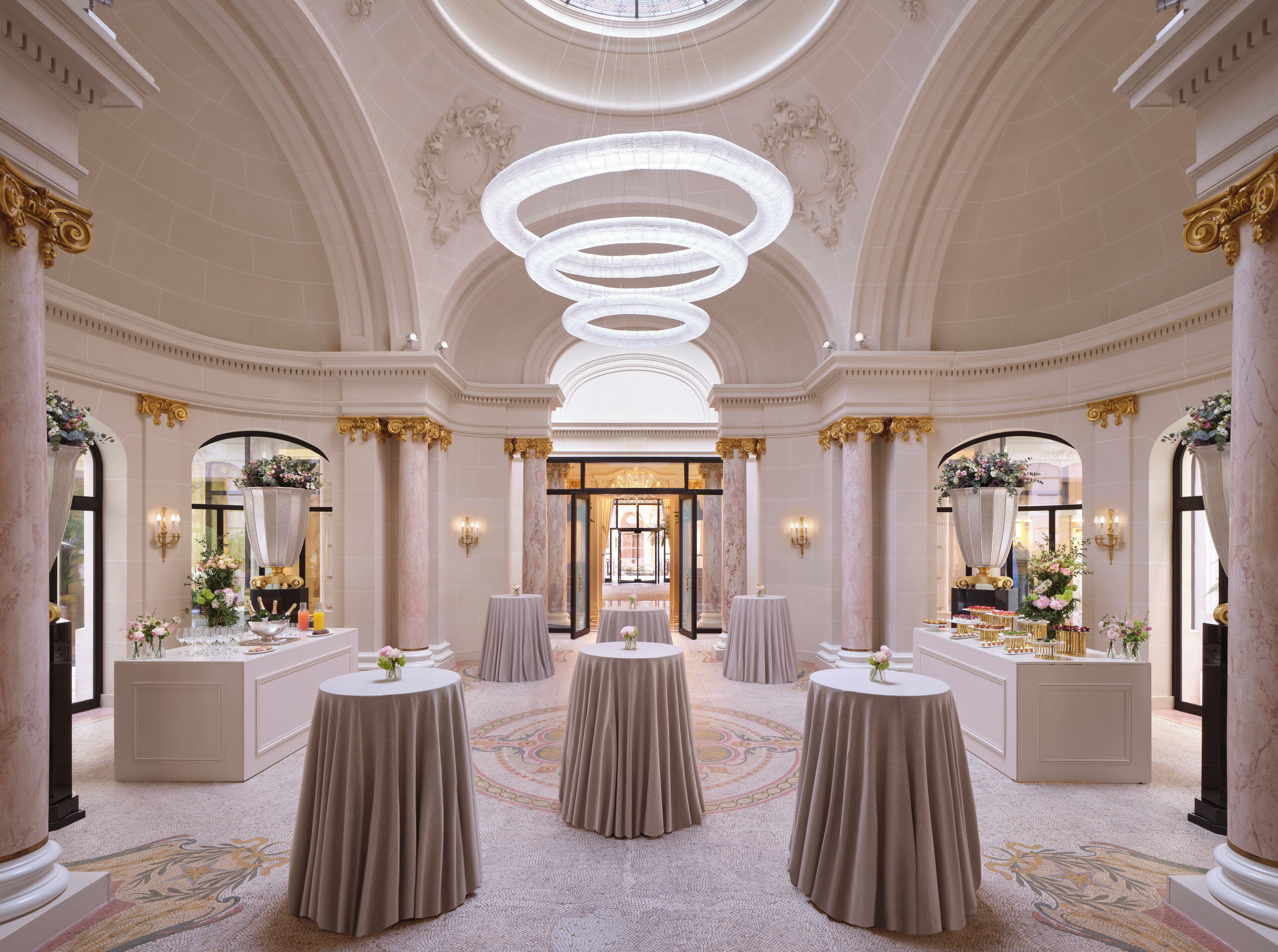 Photo - The Peninsula Paris