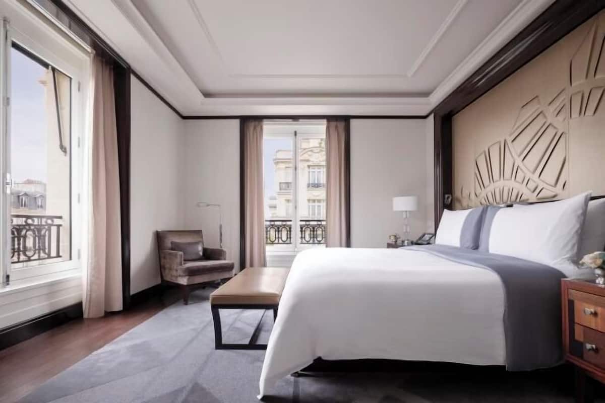 Lakens van Egyptisch katoen, luxe beddengoed, een minibar