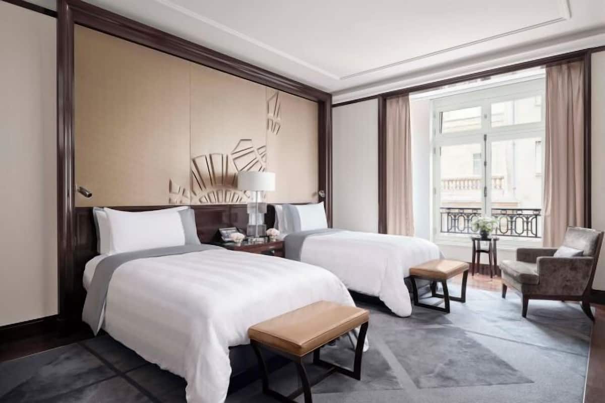 Lakens van Egyptisch katoen, luxe beddengoed, een minibar