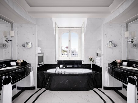 The Peninsula Paris - Image 28
