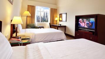 Deluxe Room, 2 Twin Beds, Non Smoking, City View | Minibar, in-room safe, desk, laptop workspace