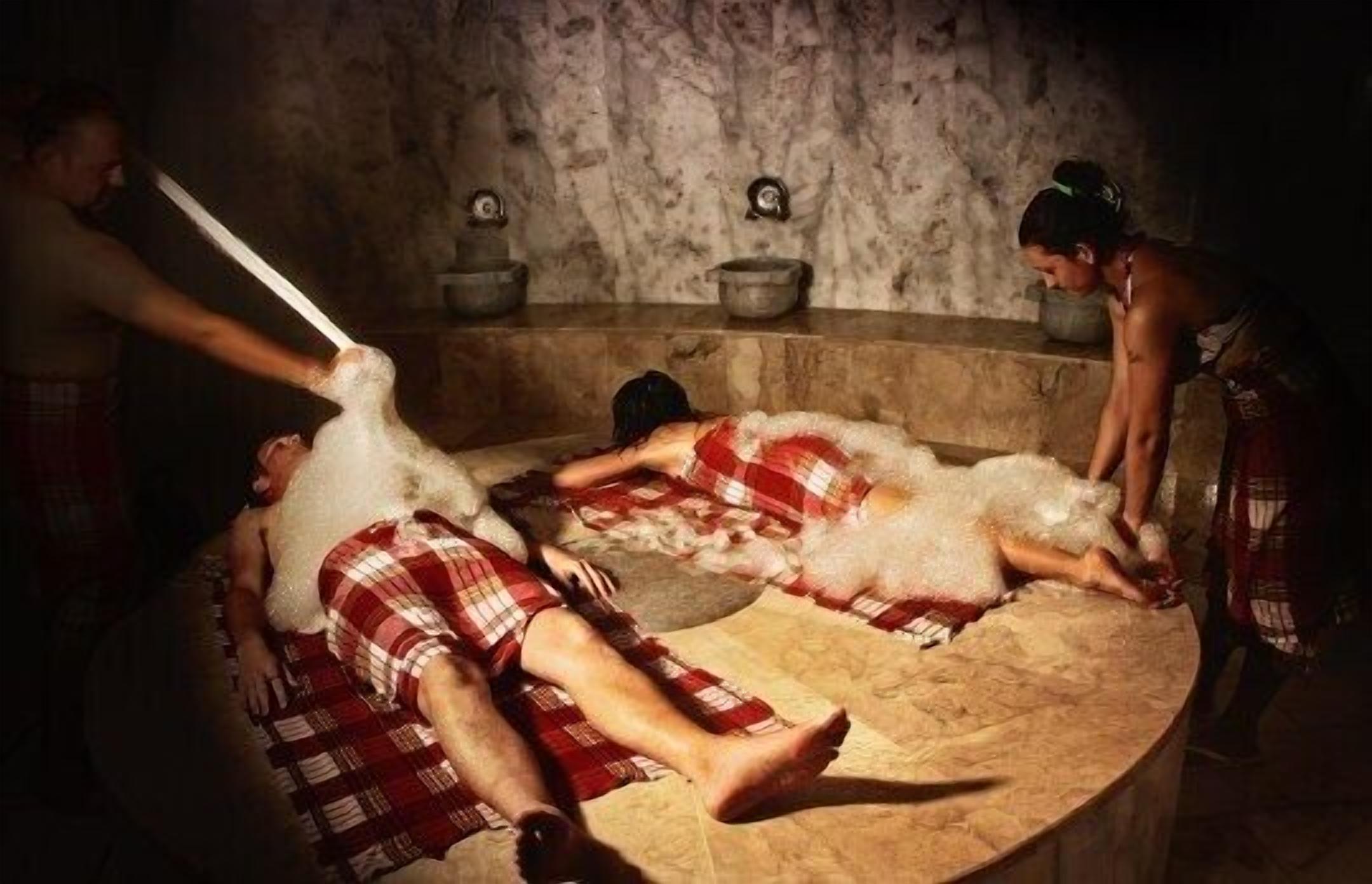 Couples treatment room(s), sauna, steam room, Turkish bath/hammam