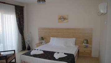 Minibar, in-room safe, desk, laptop workspace