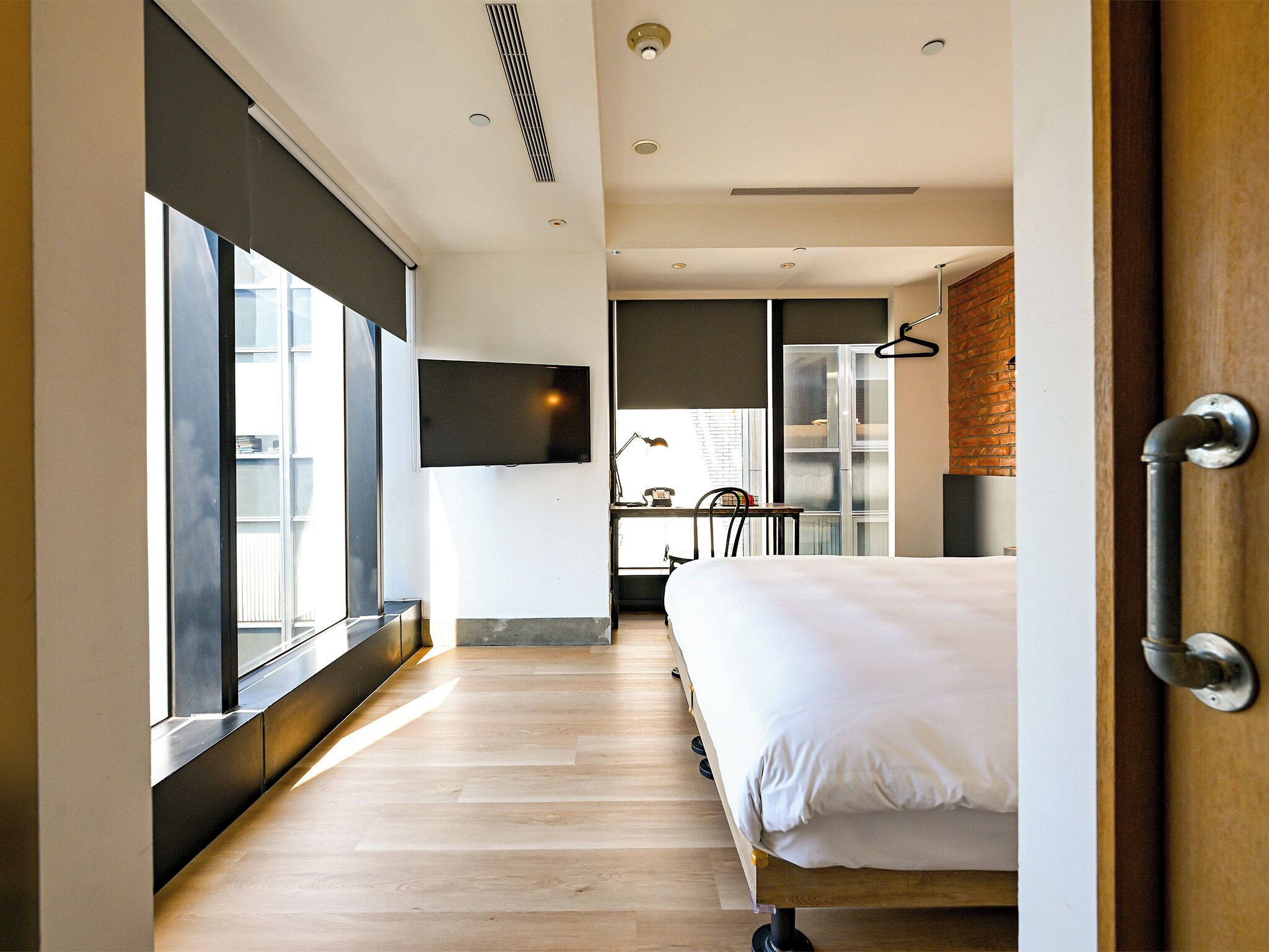 高级双人房 | 办公桌、笔记本电脑工作区、免费 WiFi、床单