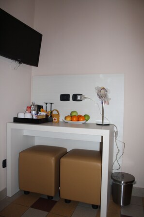 Double Room, 1 Double Bed | In-room safe, desk, soundproofing, free cots/infant beds