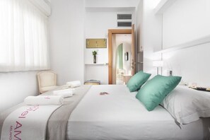 In-room safe, desk, free WiFi - Hotel Ambra (Cervia)