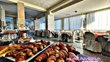 Petit déjeuner continental compris tous les jours