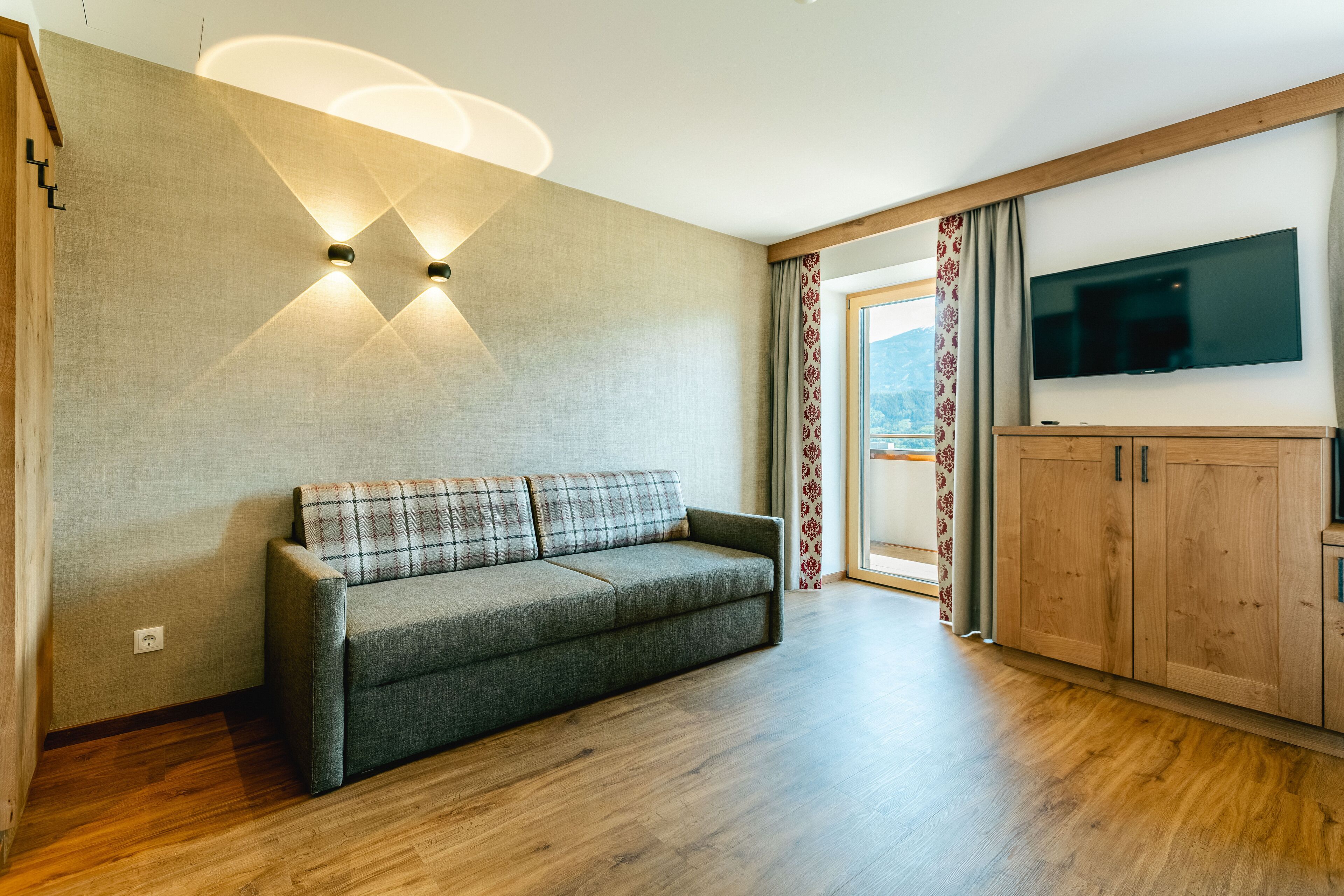 business double room, balcony | 1 bedroom, premium bedding, down duvets, pillow-top beds