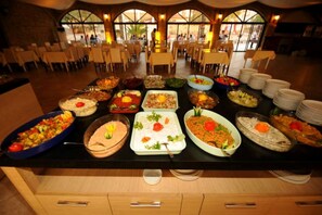 Buffet - The Grand Üçel Hotel (Fethiye)