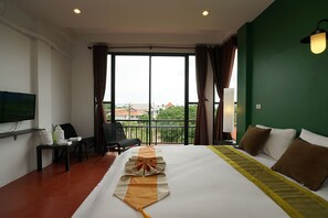 Free minibar items, desk, free cots/infant beds, rollaway beds - Raya Boutique Hotel (Koh Samui)