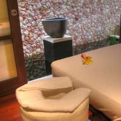 Hot tub, body treatments, body wraps, body scrubs, facials