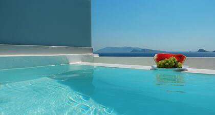 Onar Suites & Villas