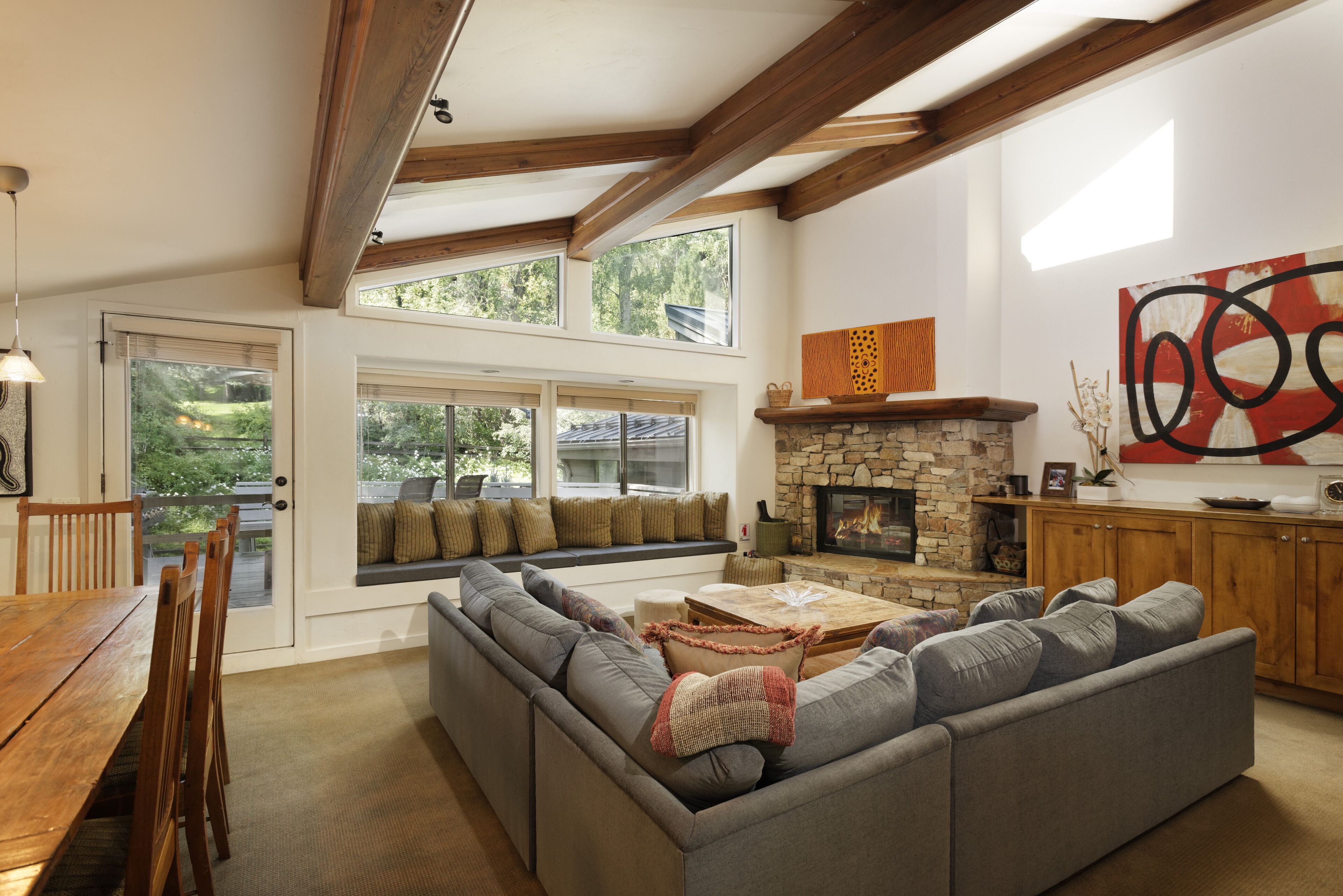 豪華客房 (Black Swan 4B) | 起居區 | 平面電視