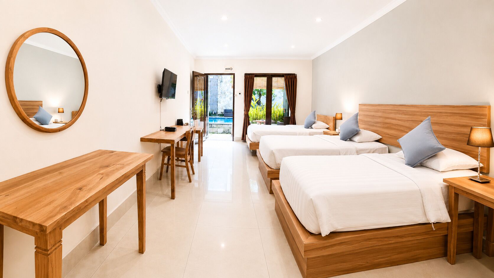 Triple Room