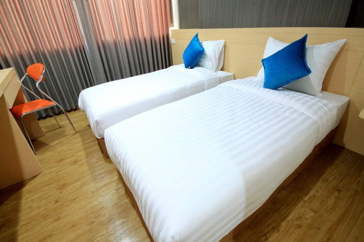 Superior Twin kamer, uitzicht op stad | Een kluis op de kamer, een bureau, gratis wifi, beddengoed