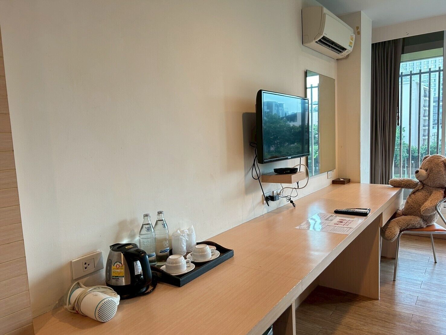 In-room safe, desk, free WiFi, bed sheets