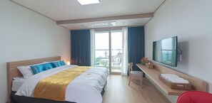 Habitación doble Deluxe | Escritorio, cortinas blackout y insonorización 
