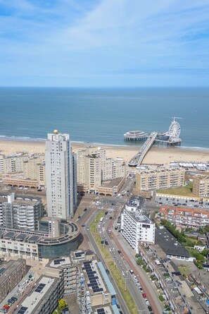 Front of property - Ramada by Wyndham The Hague Scheveningen (The Hague)
