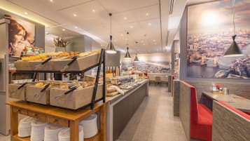 Daily buffet breakfast (EUR 17.50 per person)