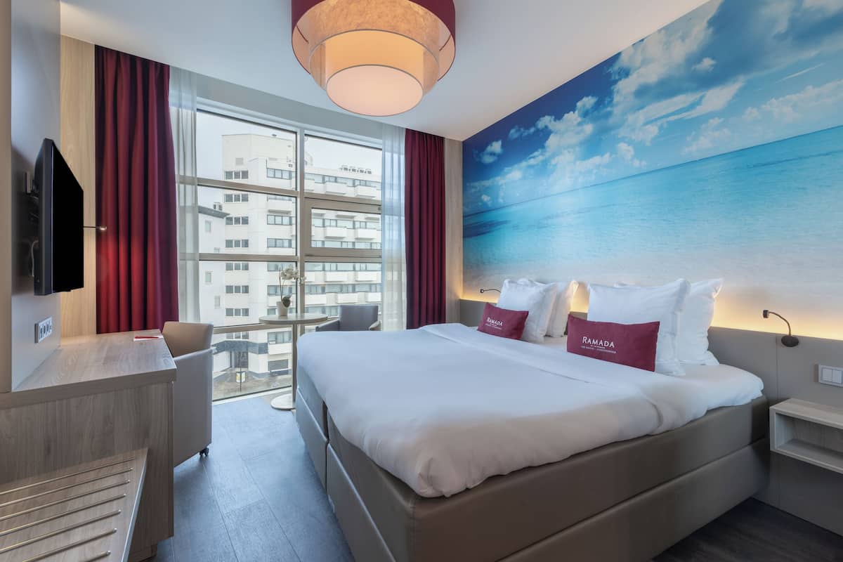 Zimmer, 1 King-Bett (Shower)