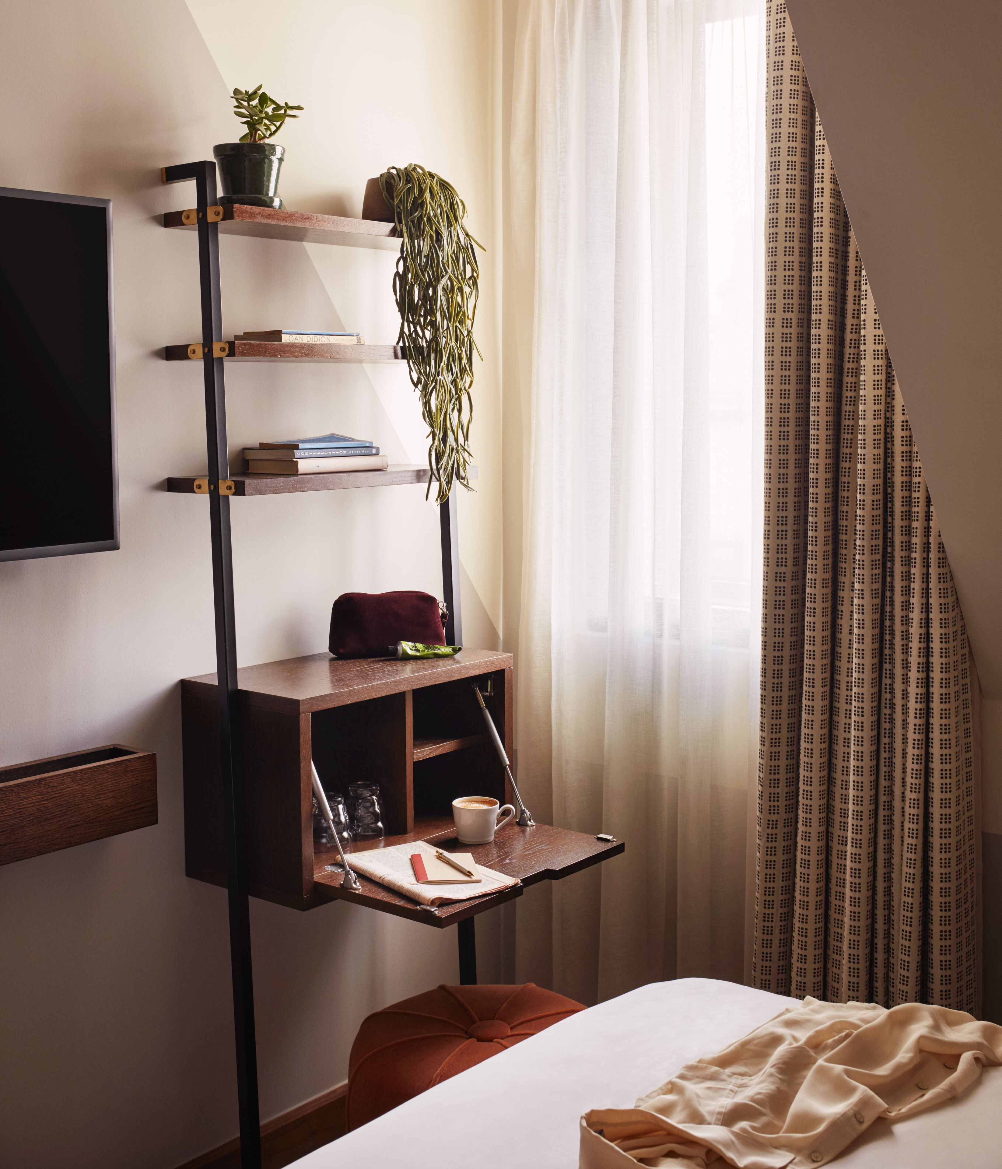 snug | premium bedding, in-room safe, laptop workspace, blackout curtains