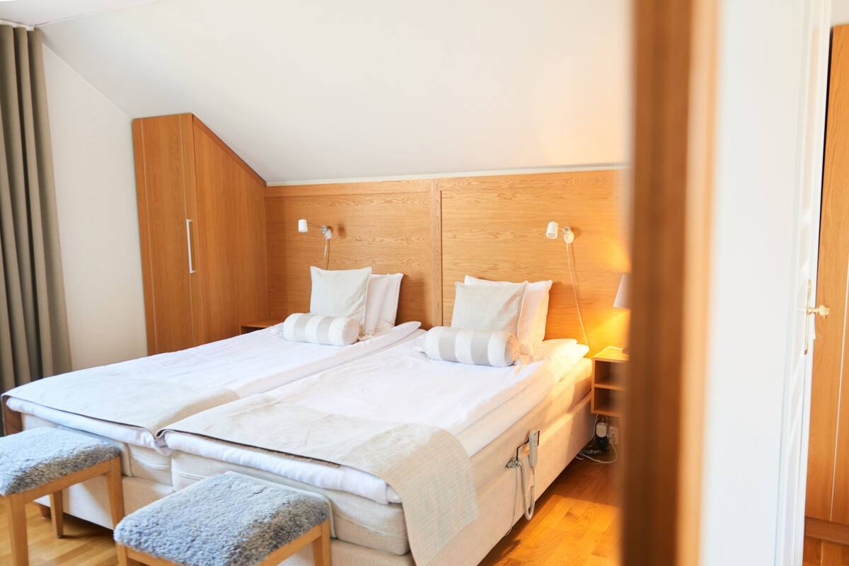 suite | 1 bedroom, minibar, in-room safe, desk