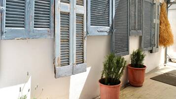 Suite, 1 cama King size, vista al jardín (Suite) | Exterior