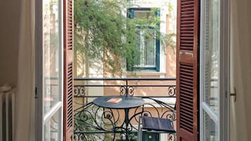 Suite de luna de miel, 1 cama Queen size, vista a la ciudad (Suite) | Balcón