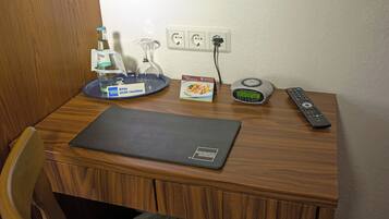 Economy Single Room