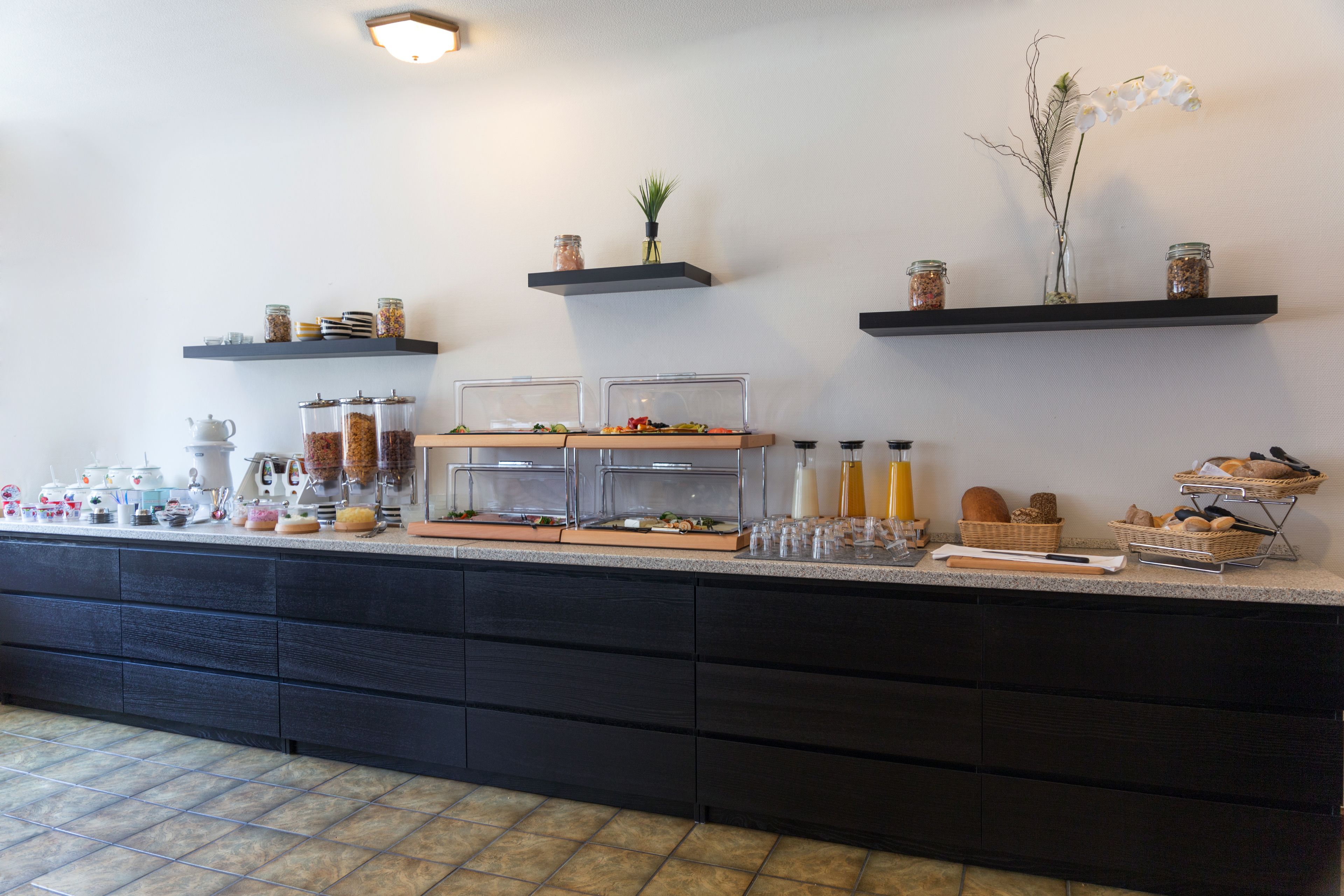 Tägliches inbegriffenes Frühstücksbuffet