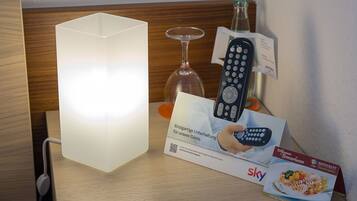 Bureau, Wi-Fi gratuit, draps fournis