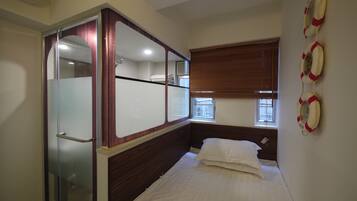 Double Room | Desk, free WiFi