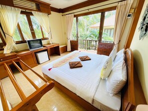Economy Double Room - Family House Resort (Ko Pha-ngan)