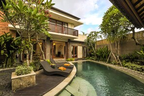 Interior entrance - Aksata Villas (Canggu)