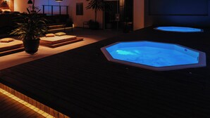 屋内プール、サンラウンジャー
