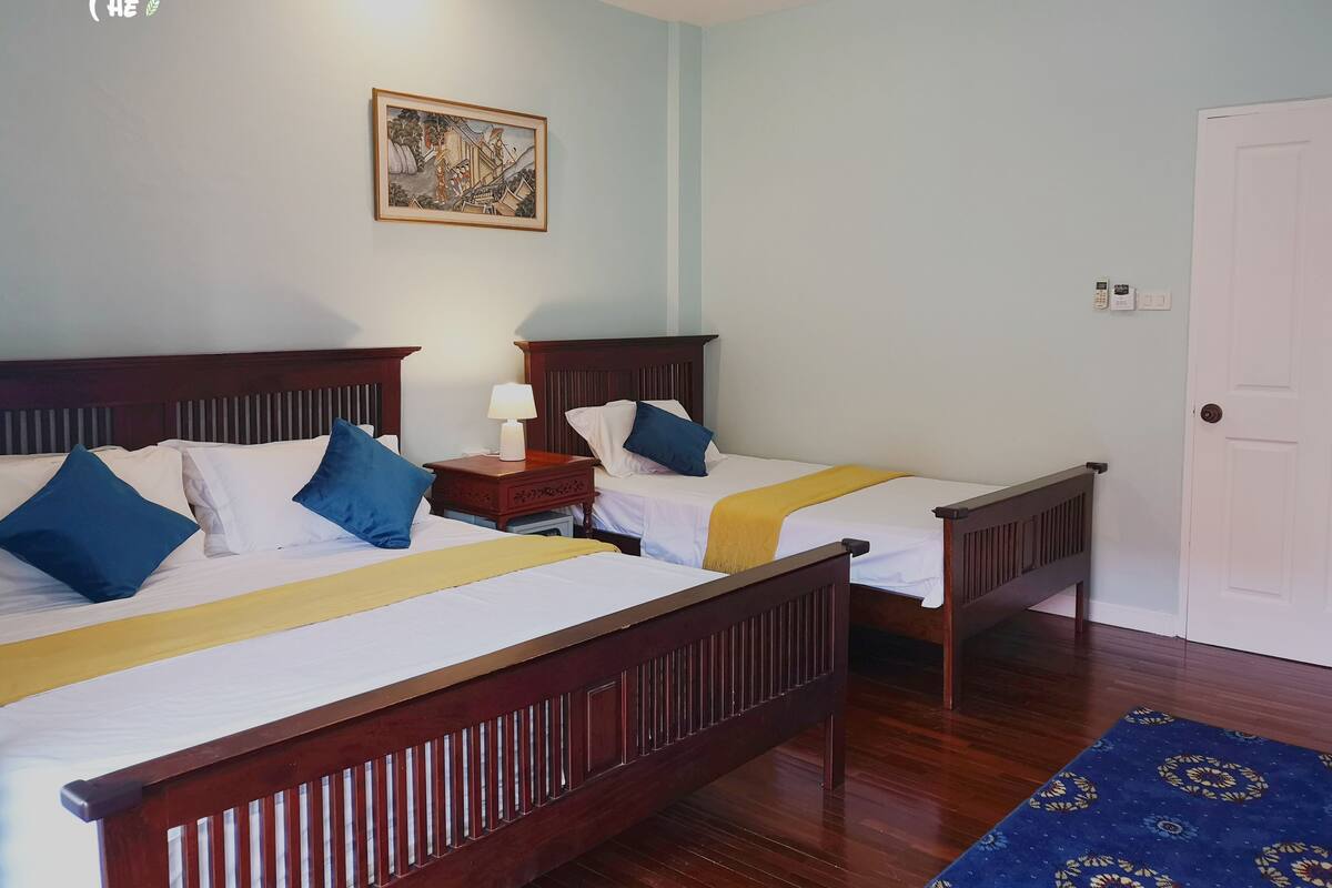 Deluxe Room | In-room safe, soundproofing, WiFi (free)