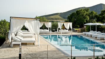 Outdoor pool, pool umbrellas, pool loungers