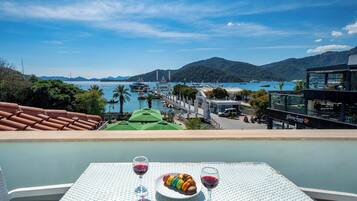 Camera familiare, vista mare | Terrazza/patio
