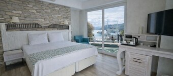 德迪米恩海濱飯店