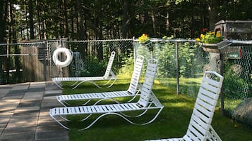 Sun deck