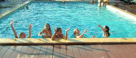 Piscine extérieure