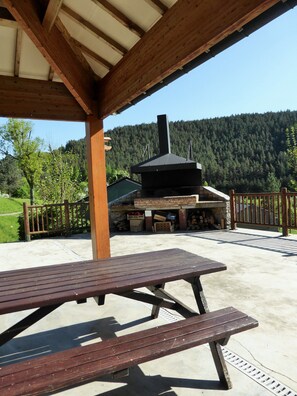 Aire de pique-nique/barbecue