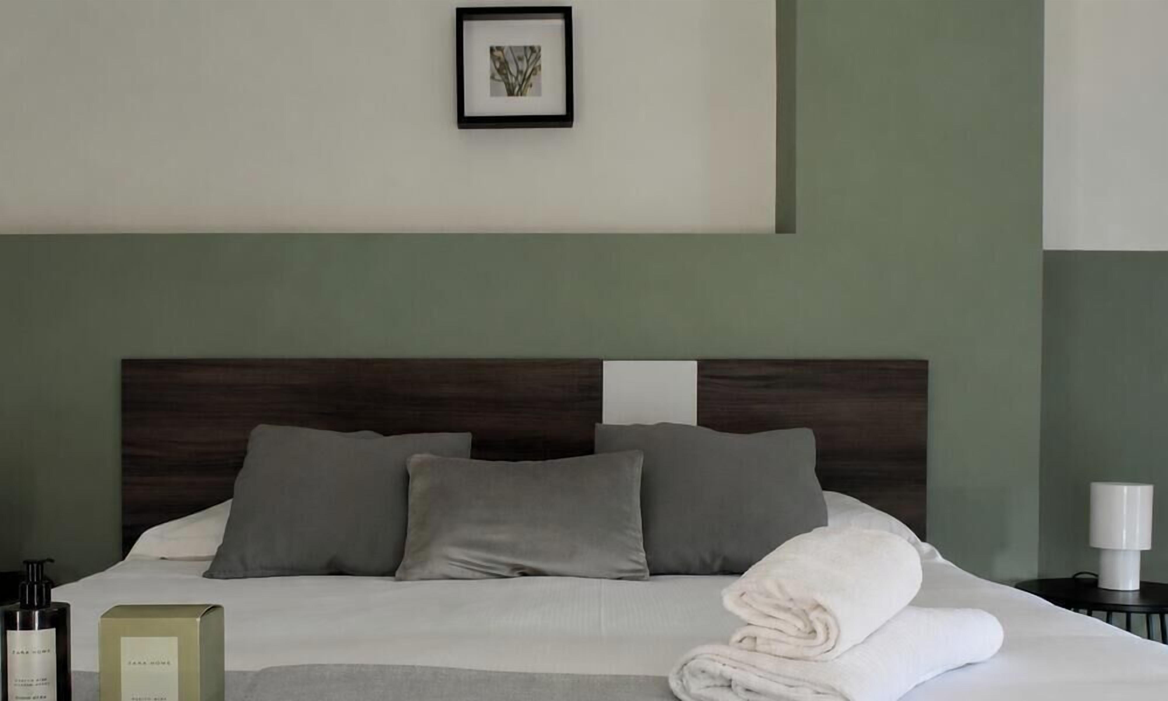 Comfort Double Room, located in Attic | Ropa de cama de alta calidad, minibar, wifi gratis y ropa de cama 