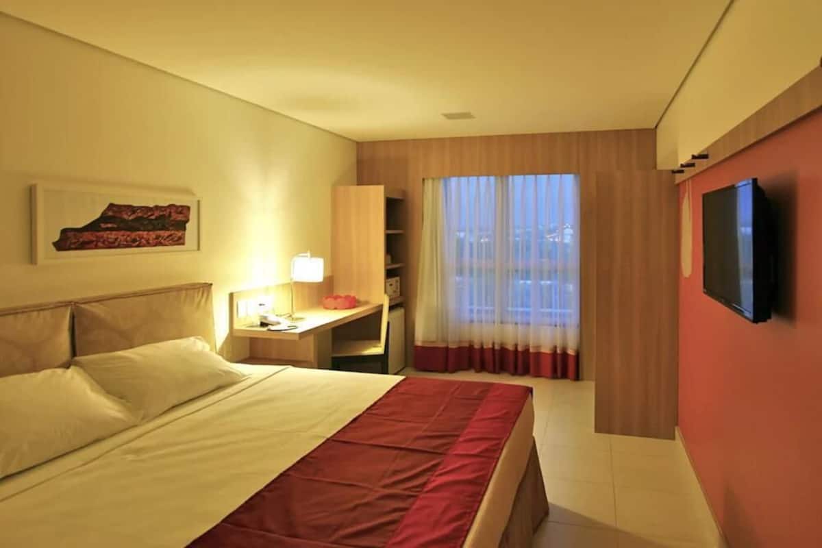 Minibar, in-room safe, desk, blackout drapes