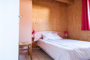 Casa de campo, 2 quartos (for 6) | Quartos à prova de som, berços (sobretaxa)