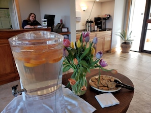 Reception - Atlantic Eyrie Lodge (Bar Harbor)
