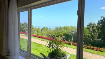 Deluxe Suite, 1 King Bed with Sofa Bed, Ocean View (Ground Floor) | View from room